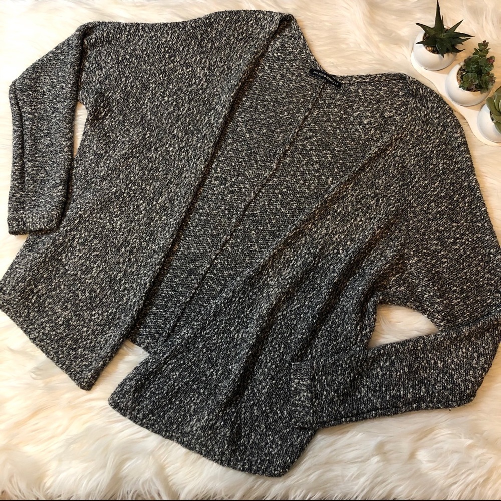 Women's Black and White Sweater